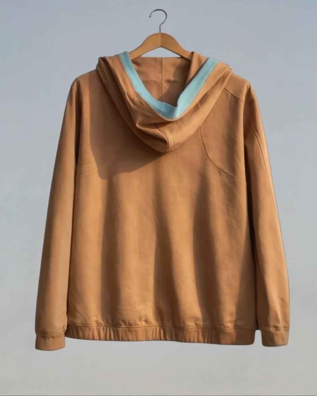 Універсальний спортивний костюм