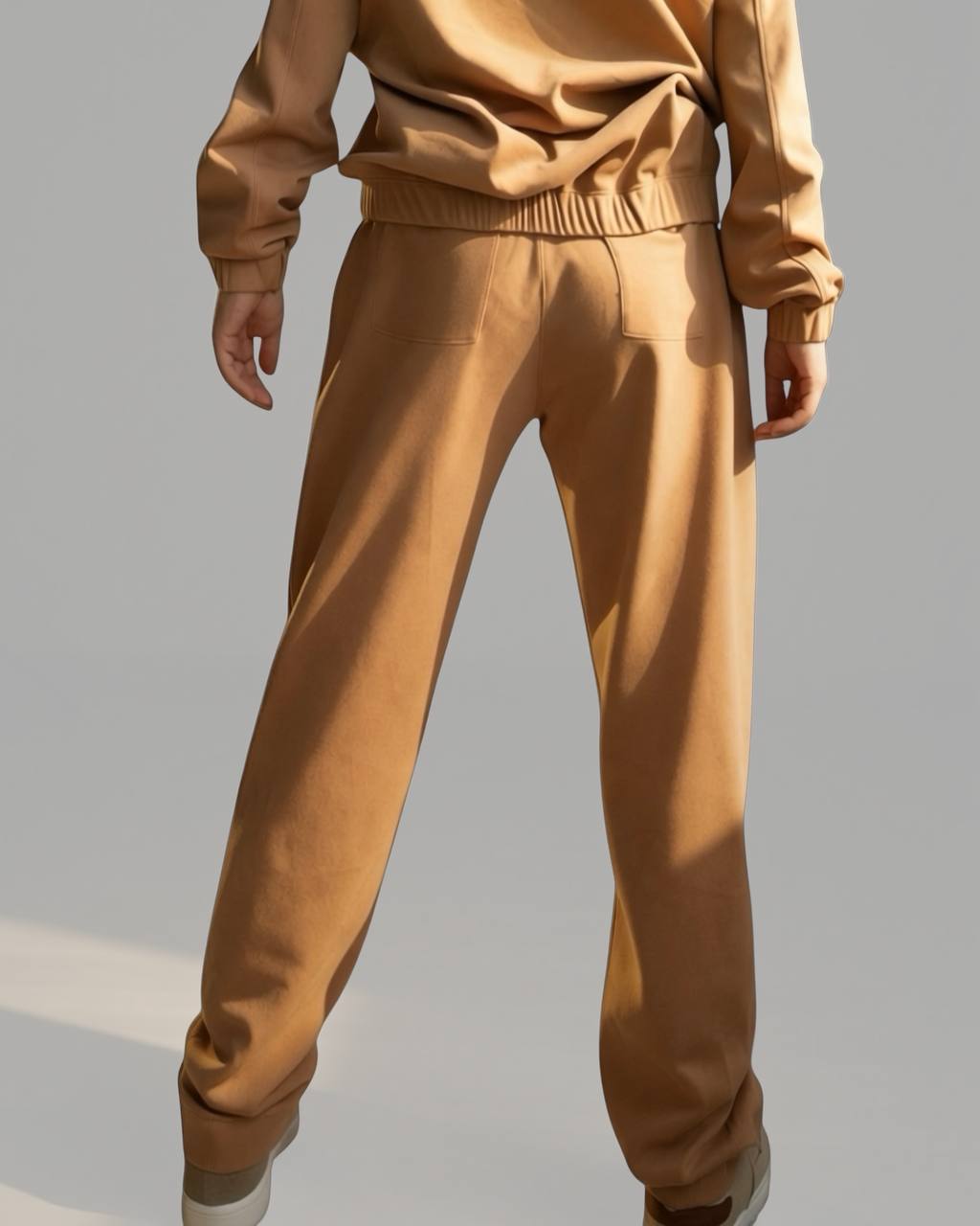 Універсальний спортивний костюм